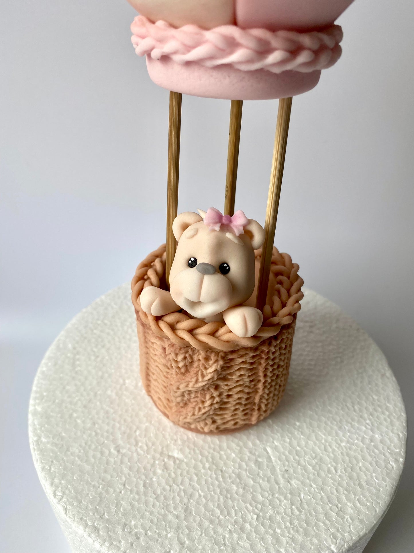 Teddy im Ballon Rosa