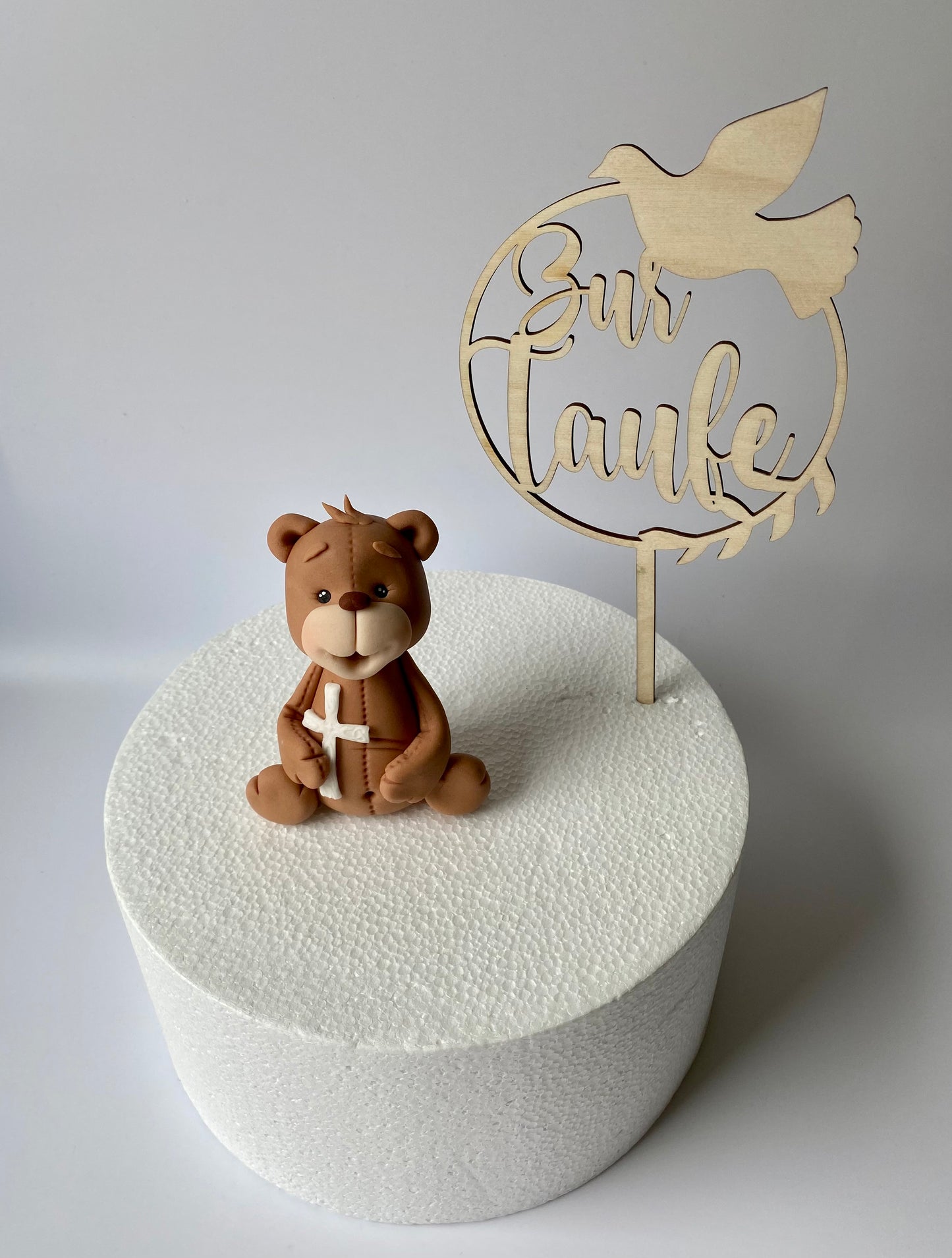 Teddy mit Kreuz