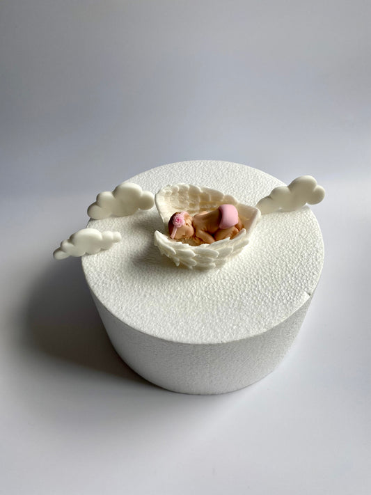 Baby Rosa mit Wolken