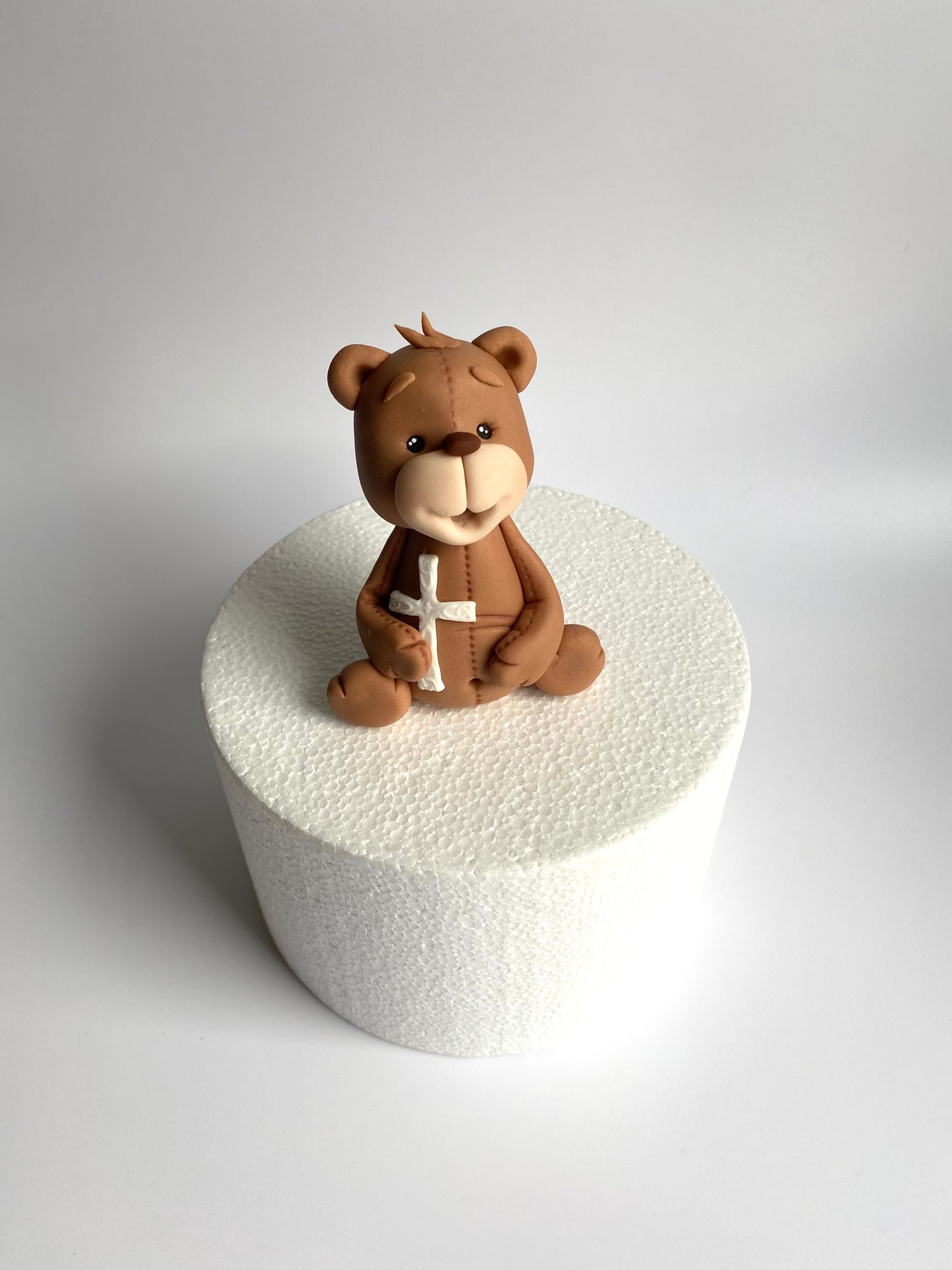 Teddy mit Kreuz