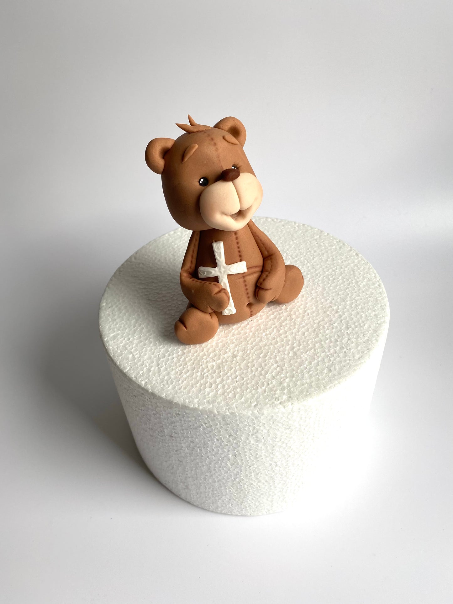 Teddy mit Kreuz